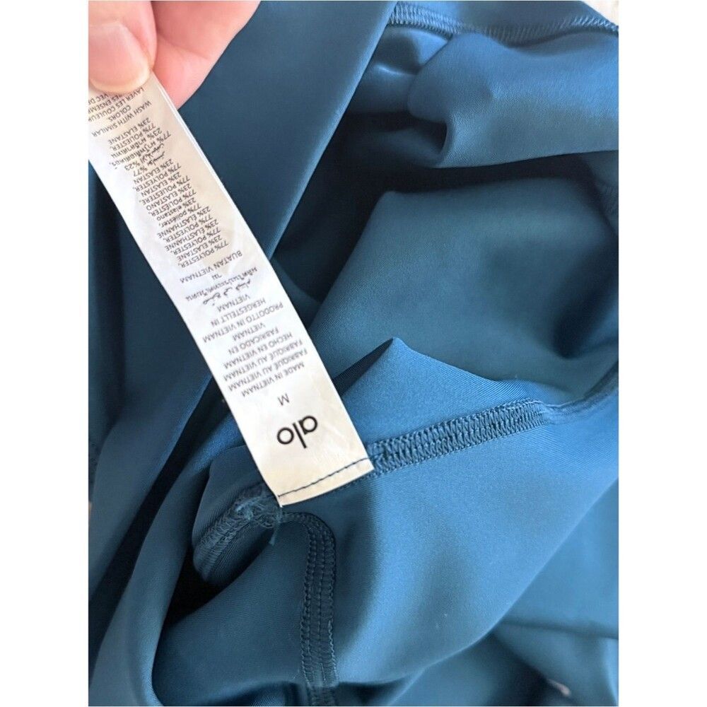 ALO Yoga Women’s 7/8 High-Waist Airlift Legging - Eclipse Blue - Picture 4 of 6
